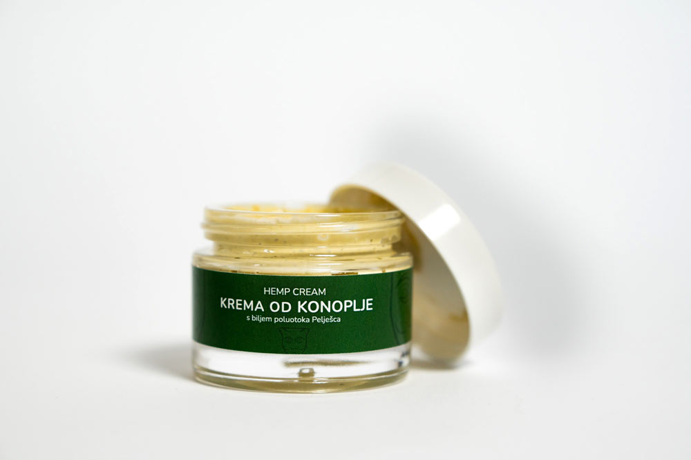 Hemp cream with herbs - Image 11